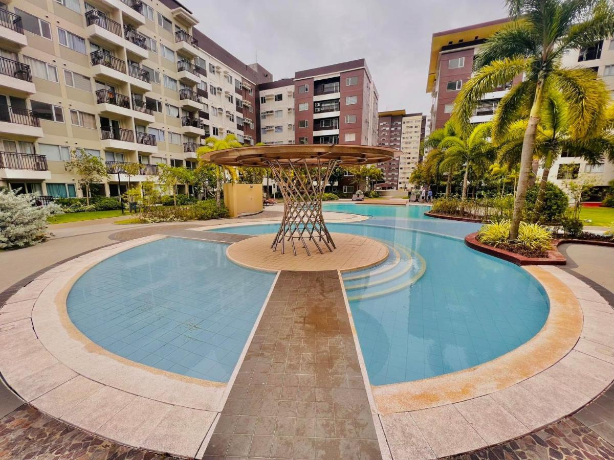 * *P Fantastic 2Br Option For 8 Daire Iloilo City Dış mekan fotoğraf