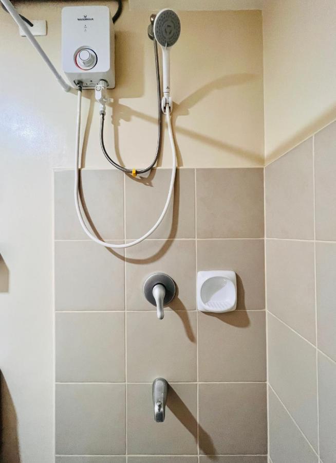 * *P Fantastic 2Br Option For 8 Daire Iloilo City Dış mekan fotoğraf