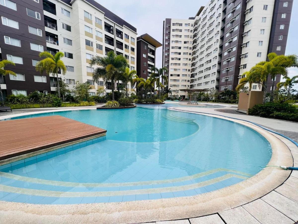 * *P Fantastic 2Br Option For 8 Daire Iloilo City Dış mekan fotoğraf