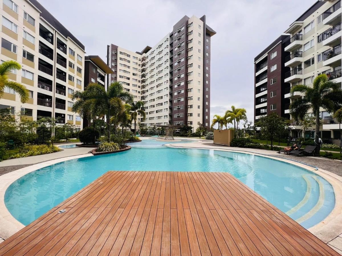 * *P Fantastic 2Br Option For 8 Daire Iloilo City Dış mekan fotoğraf